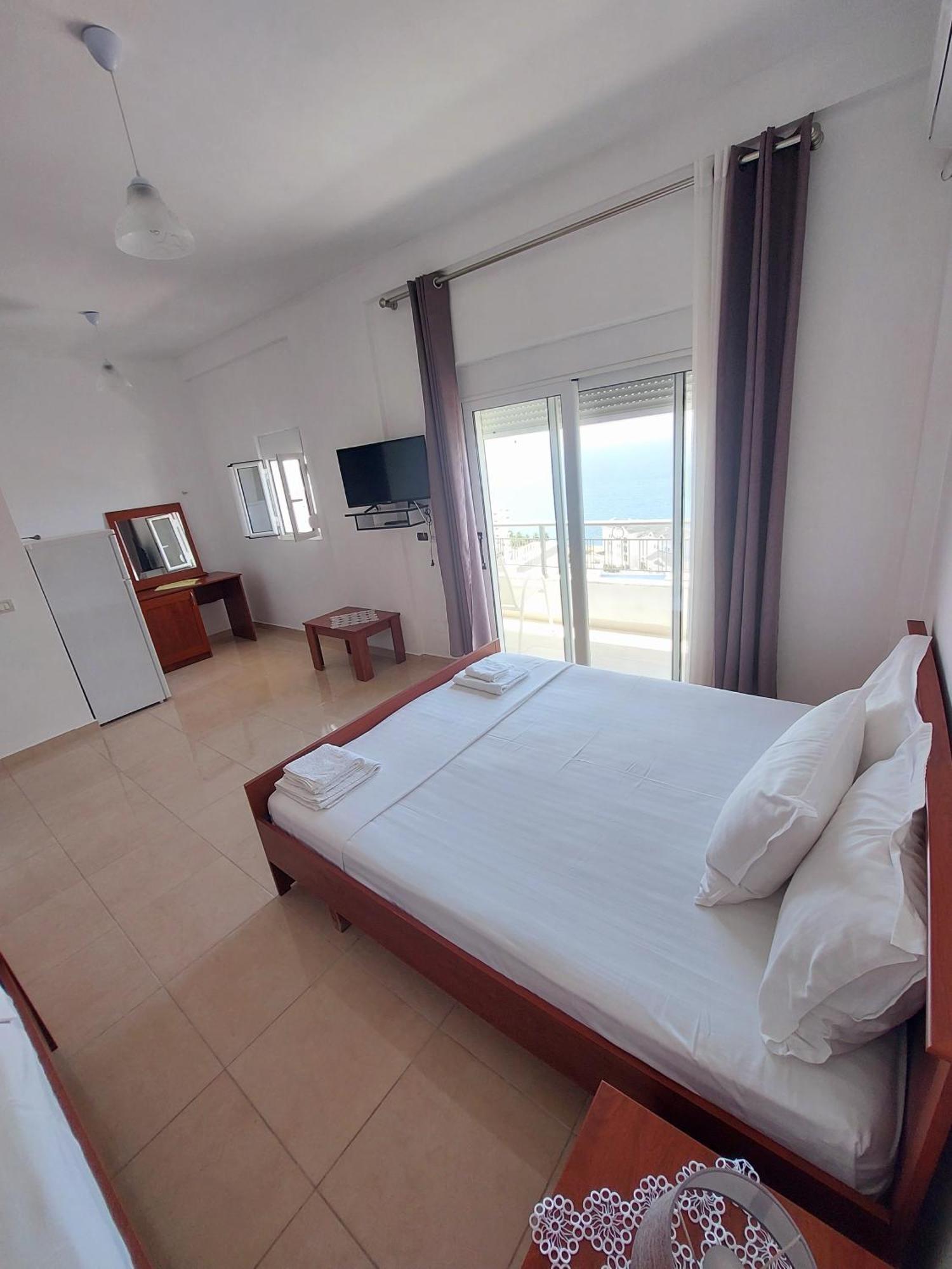 Makla Apartment Sarande Bilik gambar